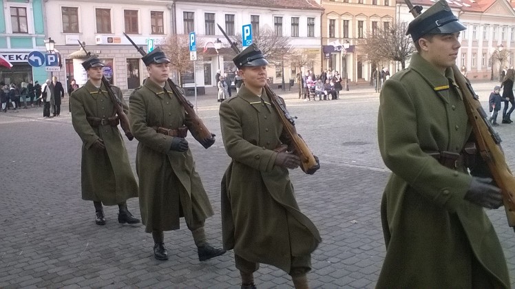 Grupa Rekonstrukcji Historycznej na uroczystościach 11 Listopada